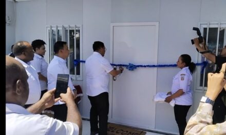Penjabat Sekda Papua Tengah Resmikan Kantor Sementara Dinas Perkebunan dan Peternakan
