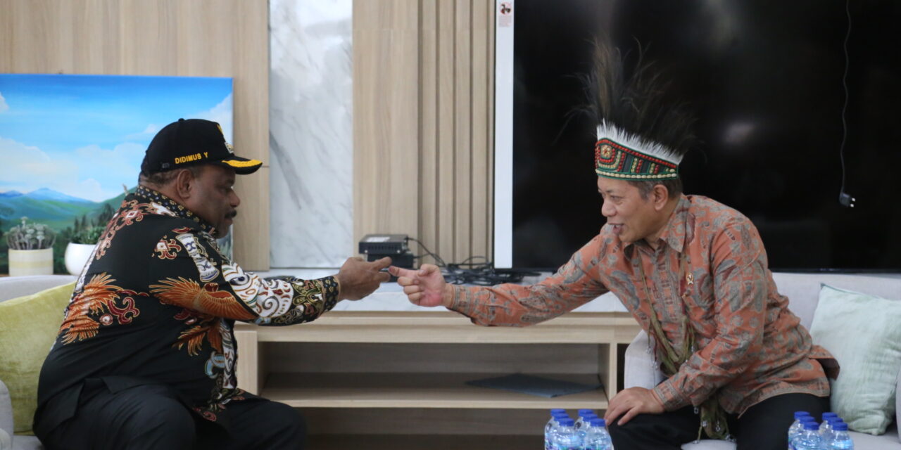 ‎Sambut Kunjungan Menkop Ferry Juliantono, Bupati Didimus Yahuli Optimistis Ekonomi Rakyat Yahukimo Bangkit