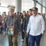 Sambut Kedatangan Wamen Bappenas, Wagub Papua Tengah: “Komitmen Pempus Mendorong Percepatan Pembangunan Daerah”