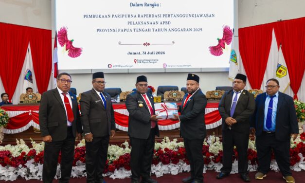 Gubernur Papua Tengah Sampaikan Pertanggungjawaban APBD 2025: PAD Lampaui Target, SiLPA Rp1,429 Triliun