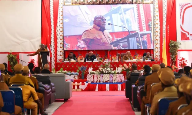 Gubernur Meki Nawipa Paparkan Data Penerimaan Dana Desa se-Papua Tengah Tahun 2024–2026
