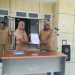 Serahkan Kendaraan DPMK Tolikara, Noak Tabo Beri Teladan Dalam Pengelolaan Aset Daerah