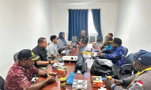 Hadiri Giat Rekonsiliasi Data Kepesertaan BPJS, Dukcapil Jayawijaya Siap Bersinergi Validasi Data Dukung Pelayanan Kesehatan Masyarakat