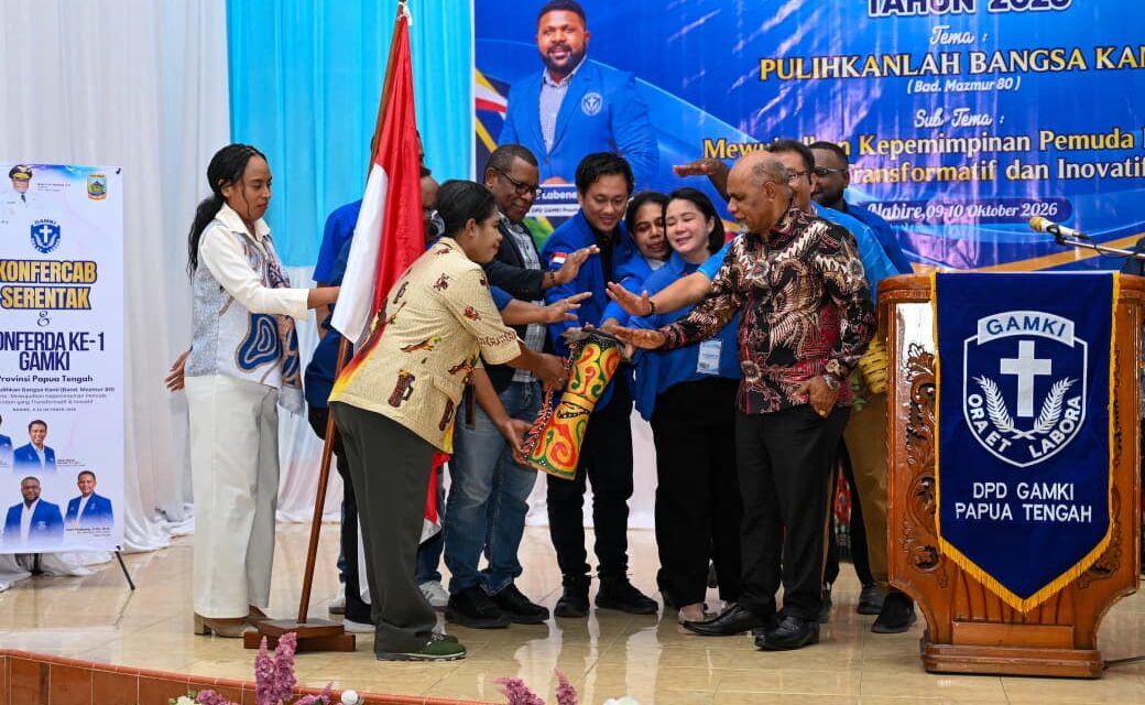 Buka Konferda I GAMKI Papua Tengah, Wagub Deinas Geley Dorong Regenerasi Pemimpin Muda Transformatif